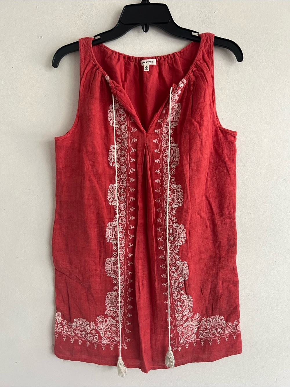 Max Studio Coral Red Sleeveless Tunic Large Embroidered
